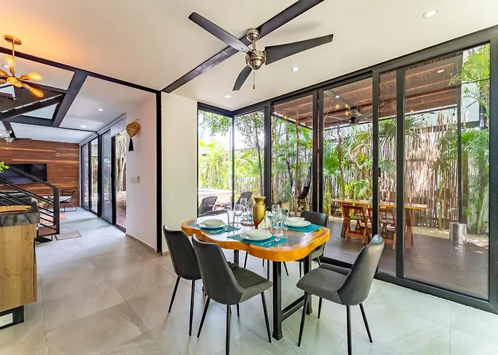 Casa & Chiit - 2 Homes With Different Shared Amenities