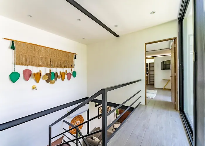 Casa & Chiit - 2 Homes With Different Shared Amenities Villa